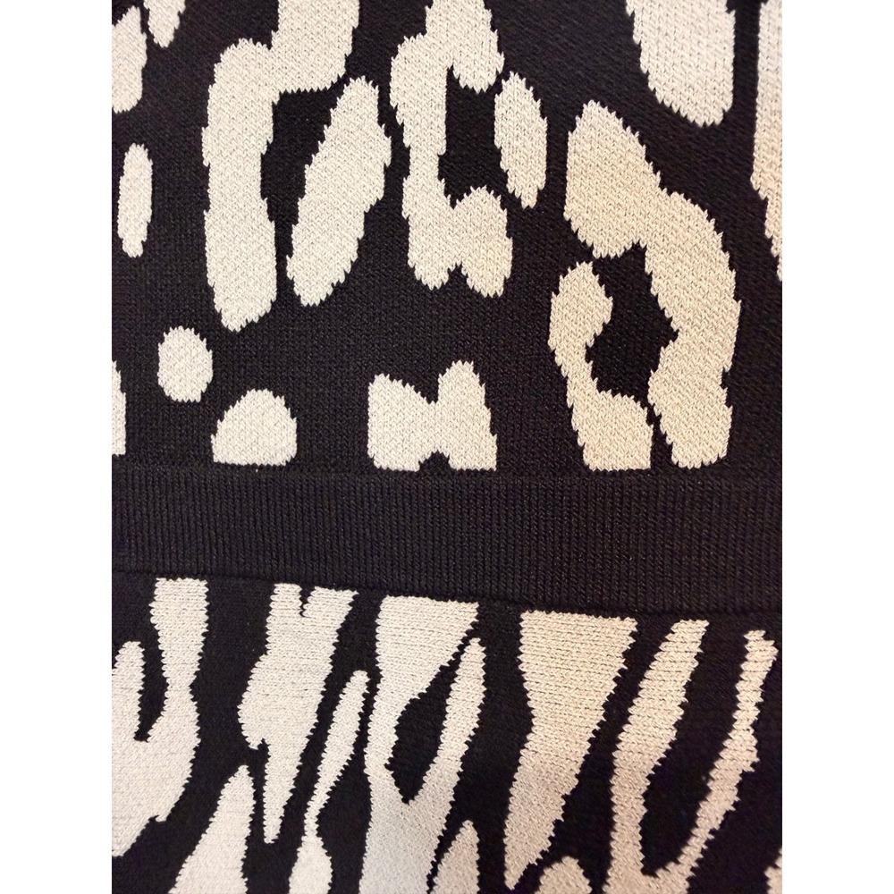 #B3 Karen Millen Fit and Flare Dress Sz. XS Black White Animal Knit MSRP: $225 - Picture 10 of 10